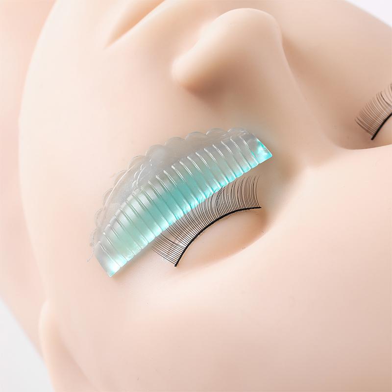 4 par Självhäftande Ögonfranslyftningskit Silikon Lamineringsdyna Återanvändbara Franspermanentstavar 3D Ögonfransböjare Tillbehör