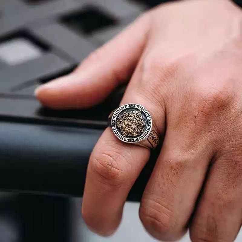 Elegant Two-Tone Yellow Jambhala Men's Ring: Retro High-End National Style