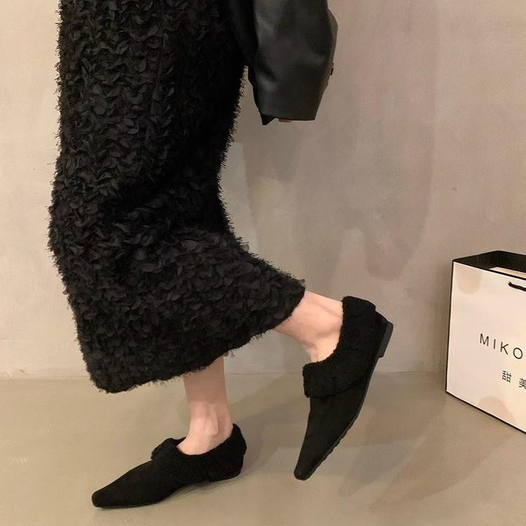 Mao Mao shoes 2025 autumn and winter new low-heeled versatile pointed tip fleece warm deep-mouth single shoes wool roll cotton ladyshoes