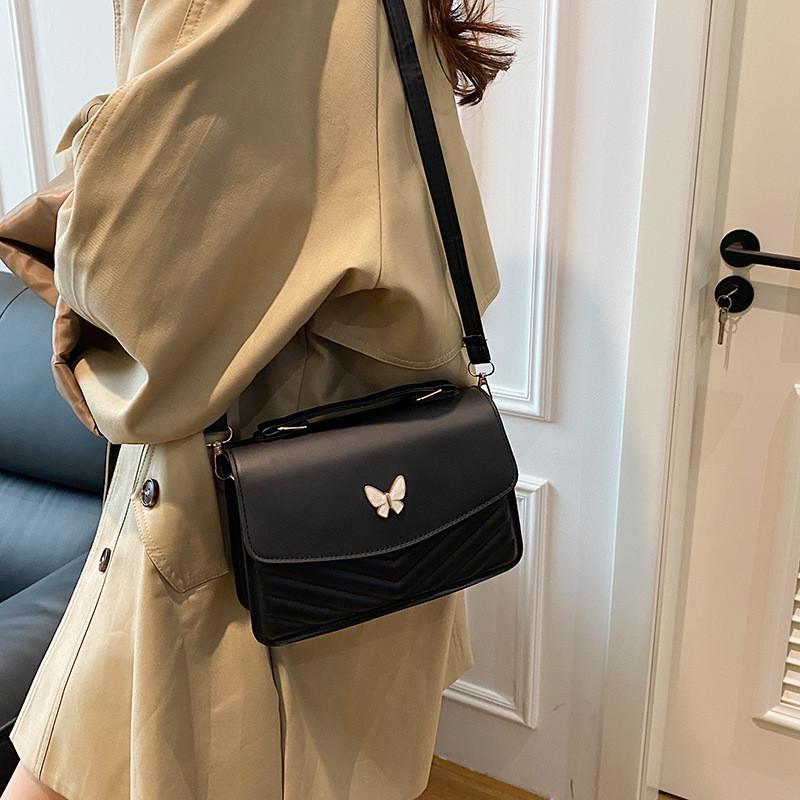 Trendy Vintage Casual Small Shoulder Bag For Women With Elegant Butterfly Design And Soft Pu Material