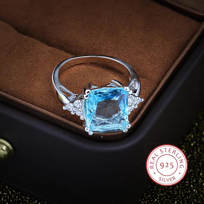 18k Luxus Kupfer Damenring Edelblau Zirkonia Eleganter Damenring Modeschmuck Party Hochzeitsschmuck Geschenk