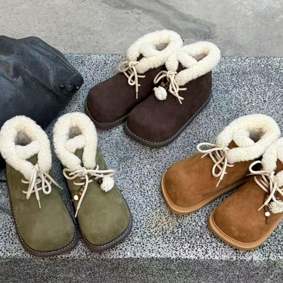 Women's Shoes Winter Fairy Tale 2025 New Winter Velvet Medium Boots Snow Boots Lamb Wool Version