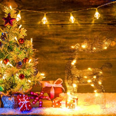 Leuchtende Rentierfigur 3D Metall stehende Hirschstatue mit LED-Licht für Weihnachts-Rasendekoration im Freien
