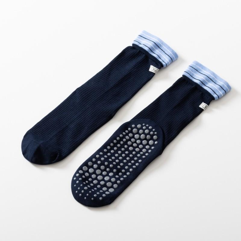 Women's Yoga Socks Moisture Wicking Sweat Wicking Anti Slip Breathable College Style Fashionable Mid Tube Yoga Dance Pilates Socks