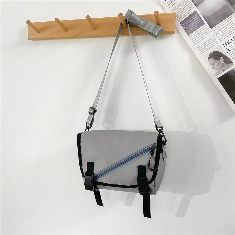 

Trendy Gray Nylon Shoulder Bag For Children With Fashionable Look And High Durability сірий колір