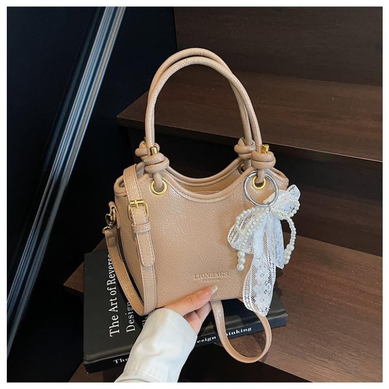 Small Bag Women's New Versatile Shoulder Messenger Bag Casual Today Popular Bucket Bag