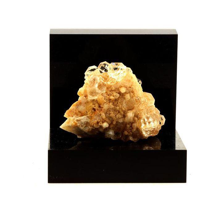 Pierres et Minéraux. Fluorite + Calcite. 586.0 ct. Chine.