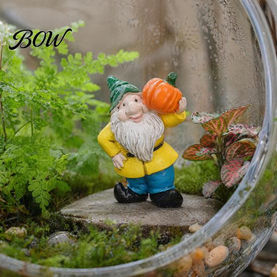 Whimsical Outdoor Garden Decor Mini Gnomes Figurine, Resin Welcome Gnome Statue, Small Handcrafted Ornament Dwarf for Fairy Garden, Flower Pot,