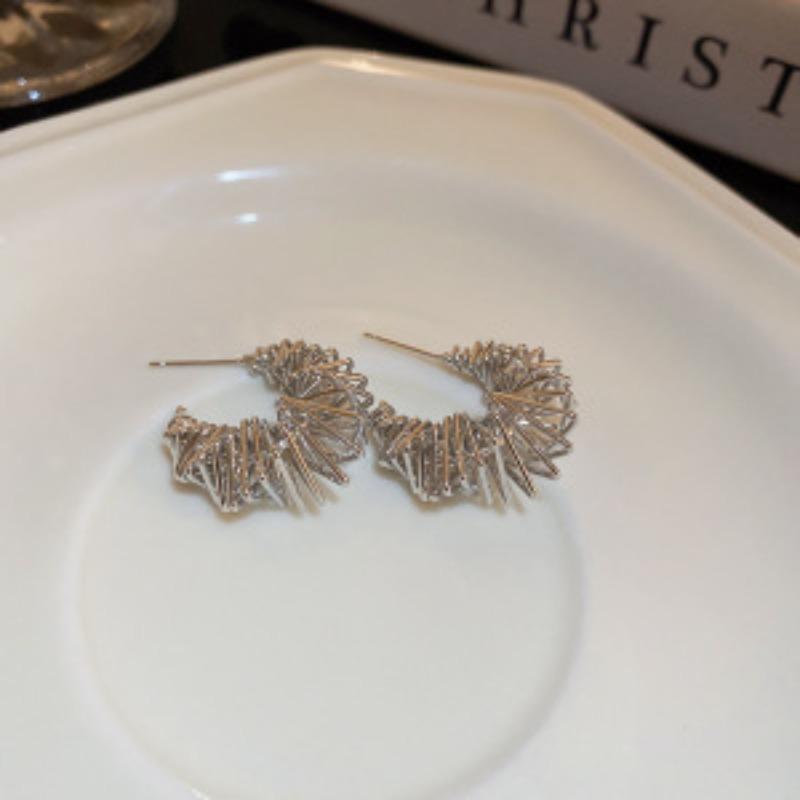 Silver needle hemisphere metal stud earrings Korea's new light luxury brushed design earrings fashion temperament earrings