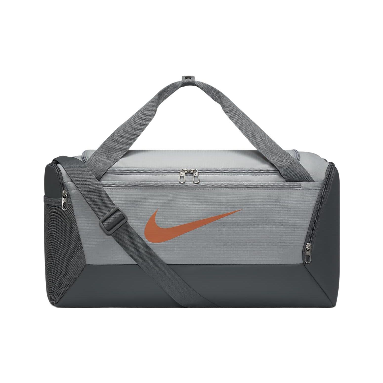

Nike Zipper Closure Front Logo Fabric Training Gym Bag Unisex Bags Light-Smoke-Grey Smoke-Grey Mystic-Orange DM3976-077 Light Smoke Gray/Smoke Gray/Psychedelic Orange
