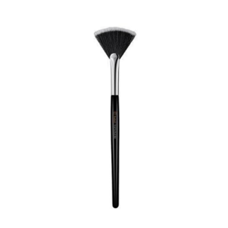 

STUDIO17 Small Fan Brush 463