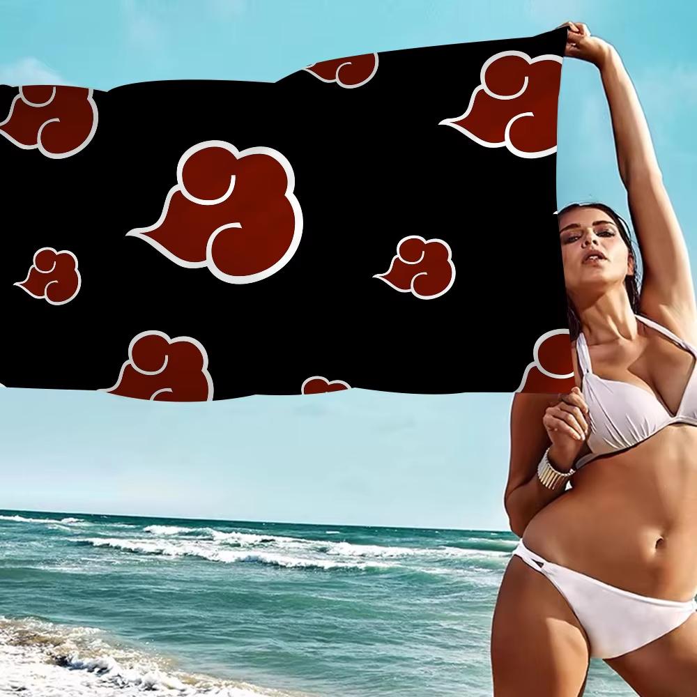 

Japanese Red Clouds Pattern Beach Towel Flat Print Black Aesthetic Microfiber Bath Towel Quick Dry for Beach Pool Party Gift 40X60CM
