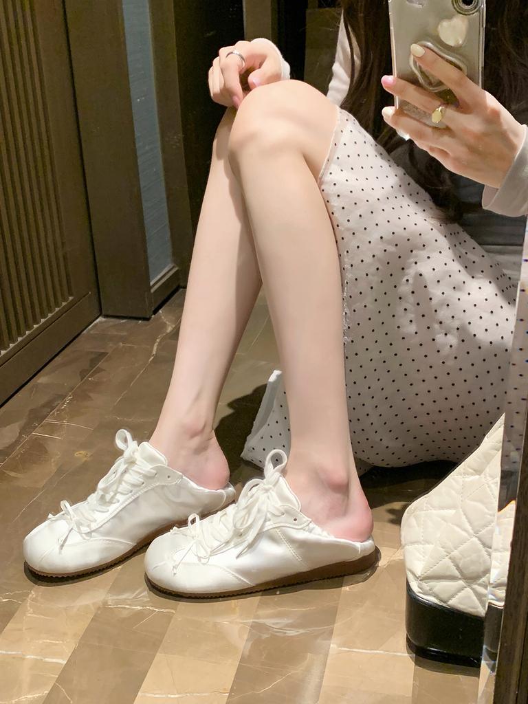 Sheepskin version~ Grape mother has the same ballet style, sweet girl, round head satin sports board shoes, bow, casual moral training