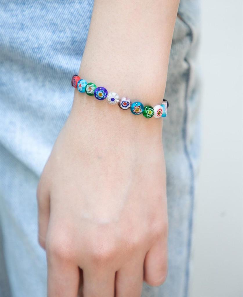 High-End Freshwater Pearl & Shell Bracelet for Women - Trendy Niche Design, Perfect for Besties & Students.