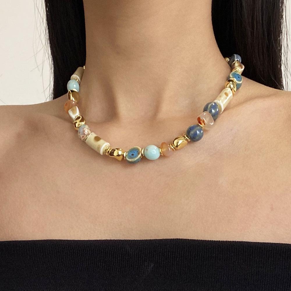 Bunte Retro-Halskette mit Steinperlen im chinesischen Stil – Vielseitiger High-End-Damenchoker