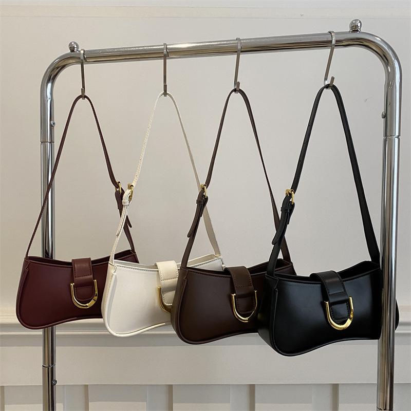 Niche high-end women's bags, fashionable retro shoulder messenger bags, simple underarm bags with simple texture