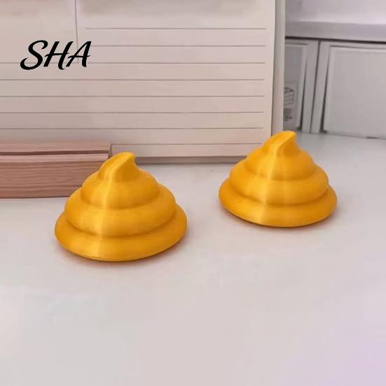 Crack-resistant Sculpture 3D Printed Golden Poop Rotating Figurine, Luck Fortune Desk Decor, Funny Car Burr-free Figurine Accessory with Turnable