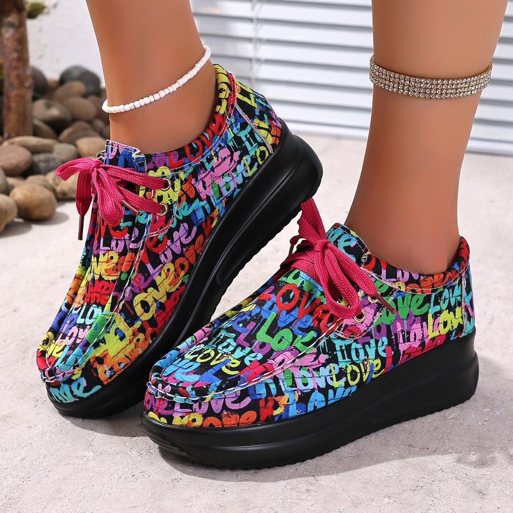 Fashion The new summer fashion casual shoes of 2025 are lightweight, wear-resistant, height-increasing and color-matching shoes