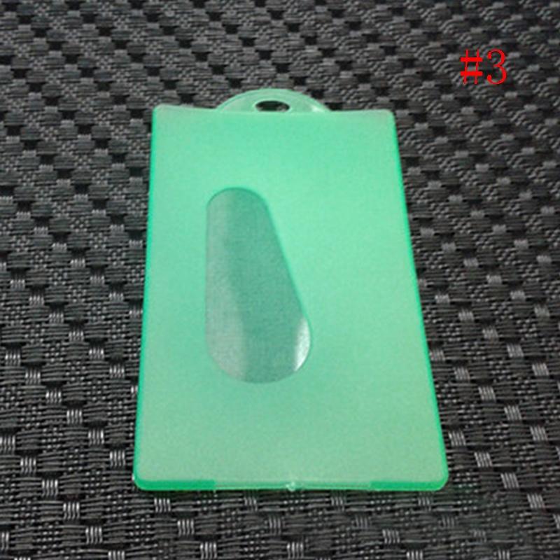 Carcasă din plastic transparentă pentru carduri de identitate