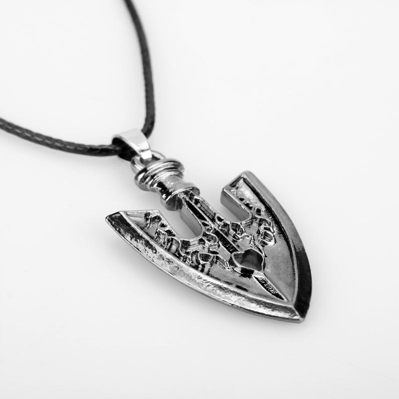 Anime JOJOS BIZARRE ADVENTURE Necklaces Kujo Jotaro Arrow Metal Pendant Chain Choker Keychain Charm Gifts Jewelry Collares