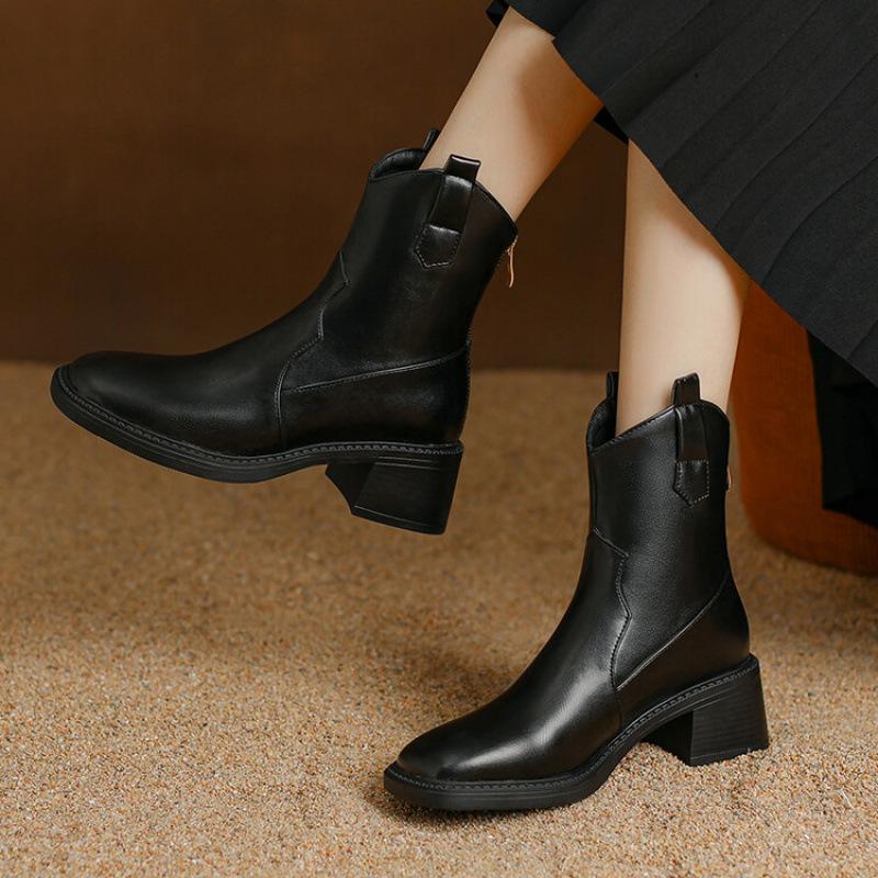 Korean Version of Comfortable Large Size Martin Boots Women's Rubber Sole Rear Zipper Thick Sole Non-slip Medium Heel Women's Boots Square Heel Mediu