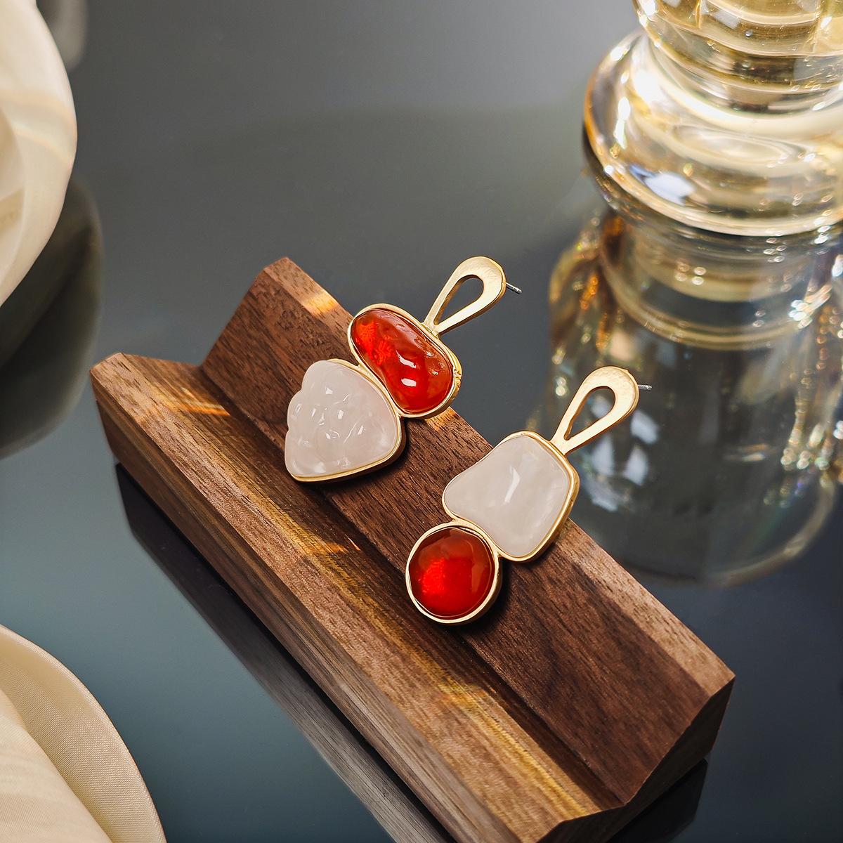 

Асимметричные винтажные серьги с геометрическими круглыми и треугольными каплями для элегантного и уникального образа