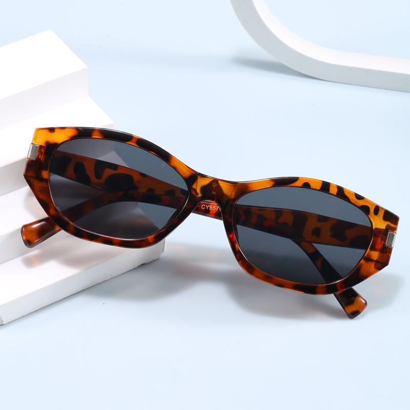 2025 Retro Cat Eye Cocoa Lens Sunglasses - Trendy Sun Protection for Women's Summer Vacation