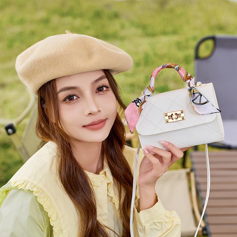 2025 Women's Embossed Diamond Pattern Crossbody Bag - Classic Small Square Handbag