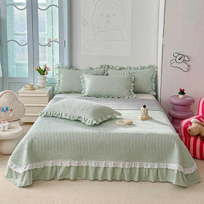 2025 New Kapok Twill Bed Cover Three Piece Set Kapok Love Solid Color Lace Bed Cover with a Pair of Pillowcases