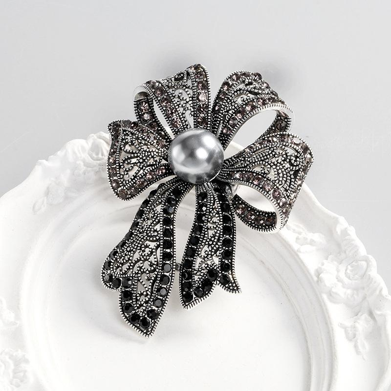 

Вінтажні брошки з бантом з перлами для жінок Одяг Пальто Ювелірні вироби Аксесуари для вечірок Подарунки 1pc