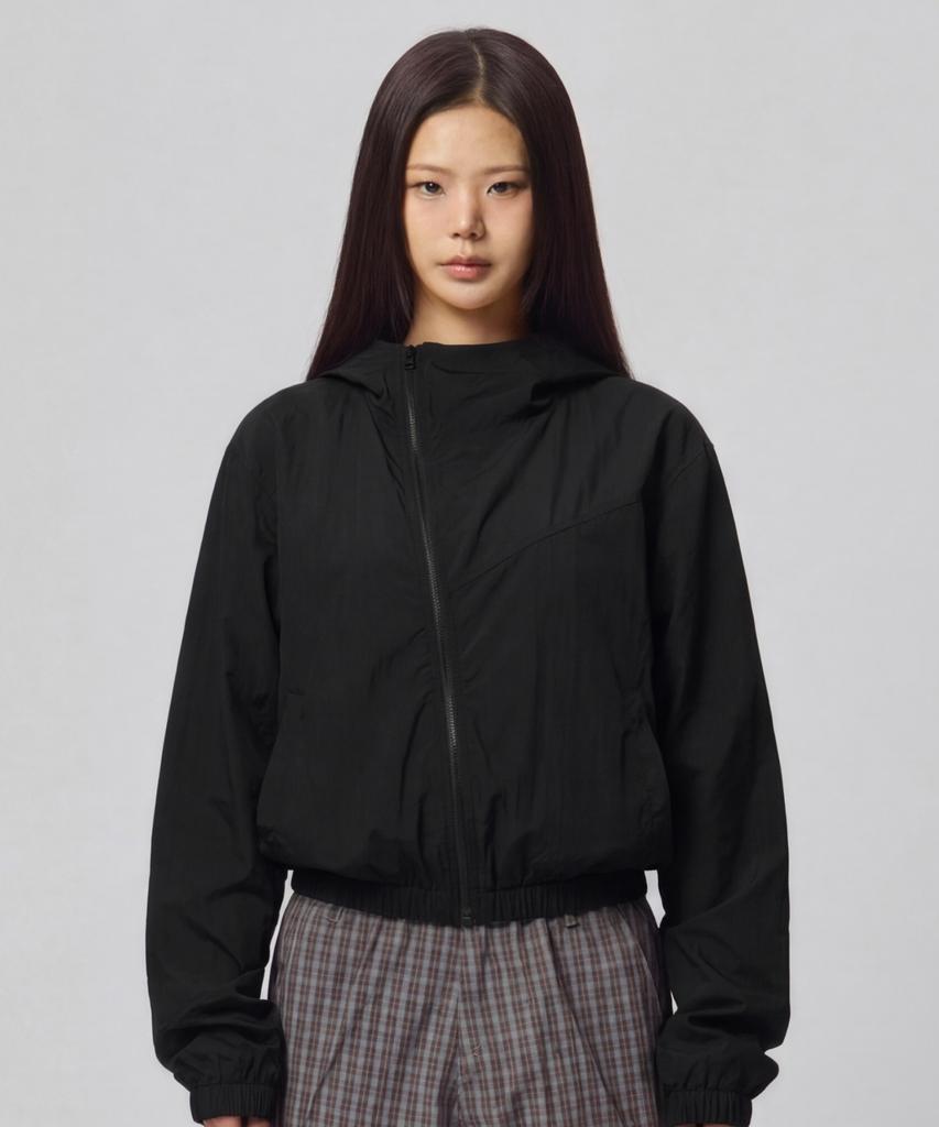 Verdnt Nylon Essential Windbreaker [Black]