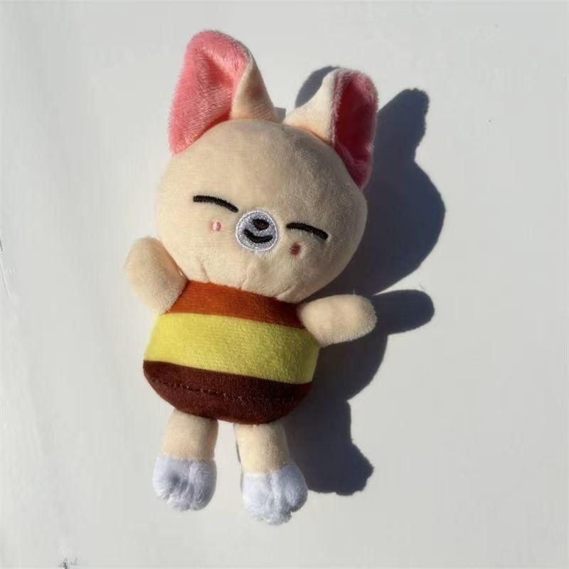Nuevos Llaveros de Muñeco de Peluche de Stray Kids Figura Colgante Llavero Encanto Soporte para Llaves Decoración de Bolso