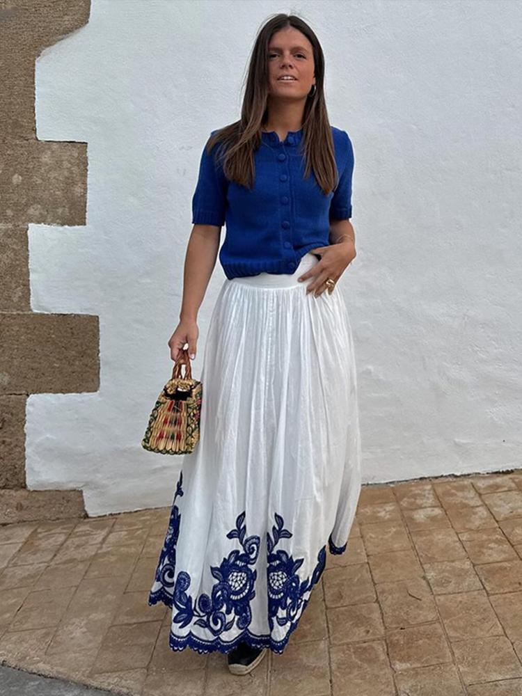 Вышитые рубашки с рукавами «летучая мышь» и юбками — фото 5