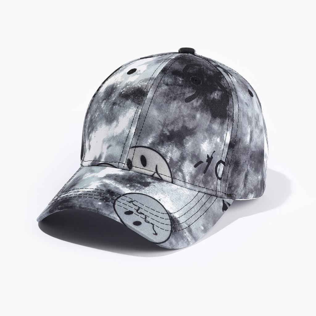 Dyed Graffiti Letter Print Baseball Cap, with Rich Colors, Suitable for Both Men and Women, Featuring a Street Hip-Hop .