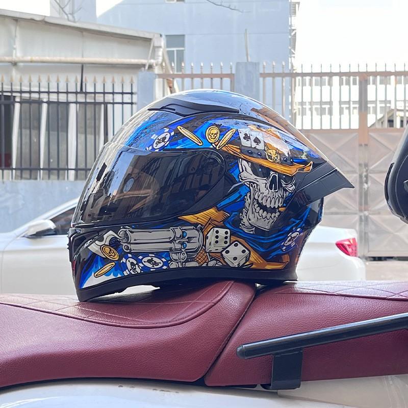 Full Face Motorcycle Helmet With Rear Wing Spoiler ABS Material Bluetooth Compatible Men All Season Riding