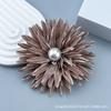 Damen 3D Blumen Brosche Anstecknadel, Wurzel-Farbe Elegantes Accessoire für Kleid, Mantel und Tasche