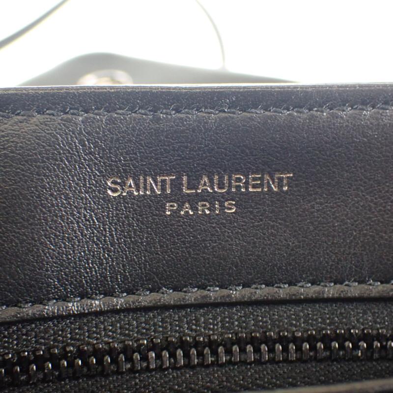 Saint Laurent 630951_DV708_1000 Torba na ramię czarna Skóra cielęca Kobiety
