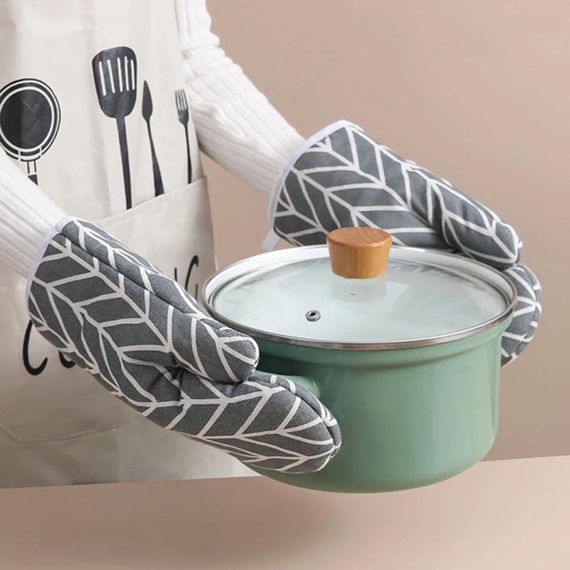 Guanti termoisolanti da 2 pezzi, guanti per microonde antiscottatura, guanti da forno da cucina resistenti alle alte temperature
