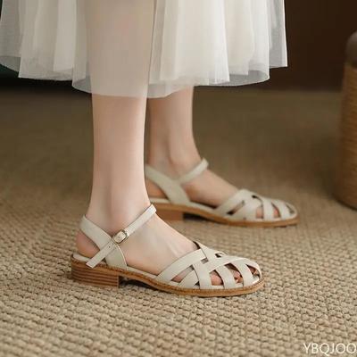 Sapatos de mulher – Sandálias