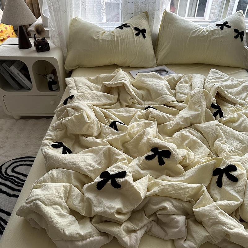 Skin Friendly Water Washed Cotton Bow Towel Embroidered Summer Cool Quilt,Luxury Emulation Silk Quilted Quilt
