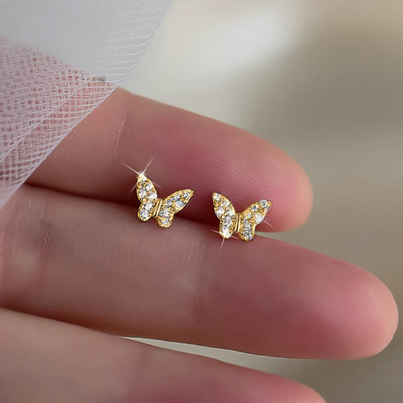 Japanese and Korean Forest-style Exquisite Small Butterfly Earrings, Fashionable and Sweet Everyday Style Stud Earrings, Trendy