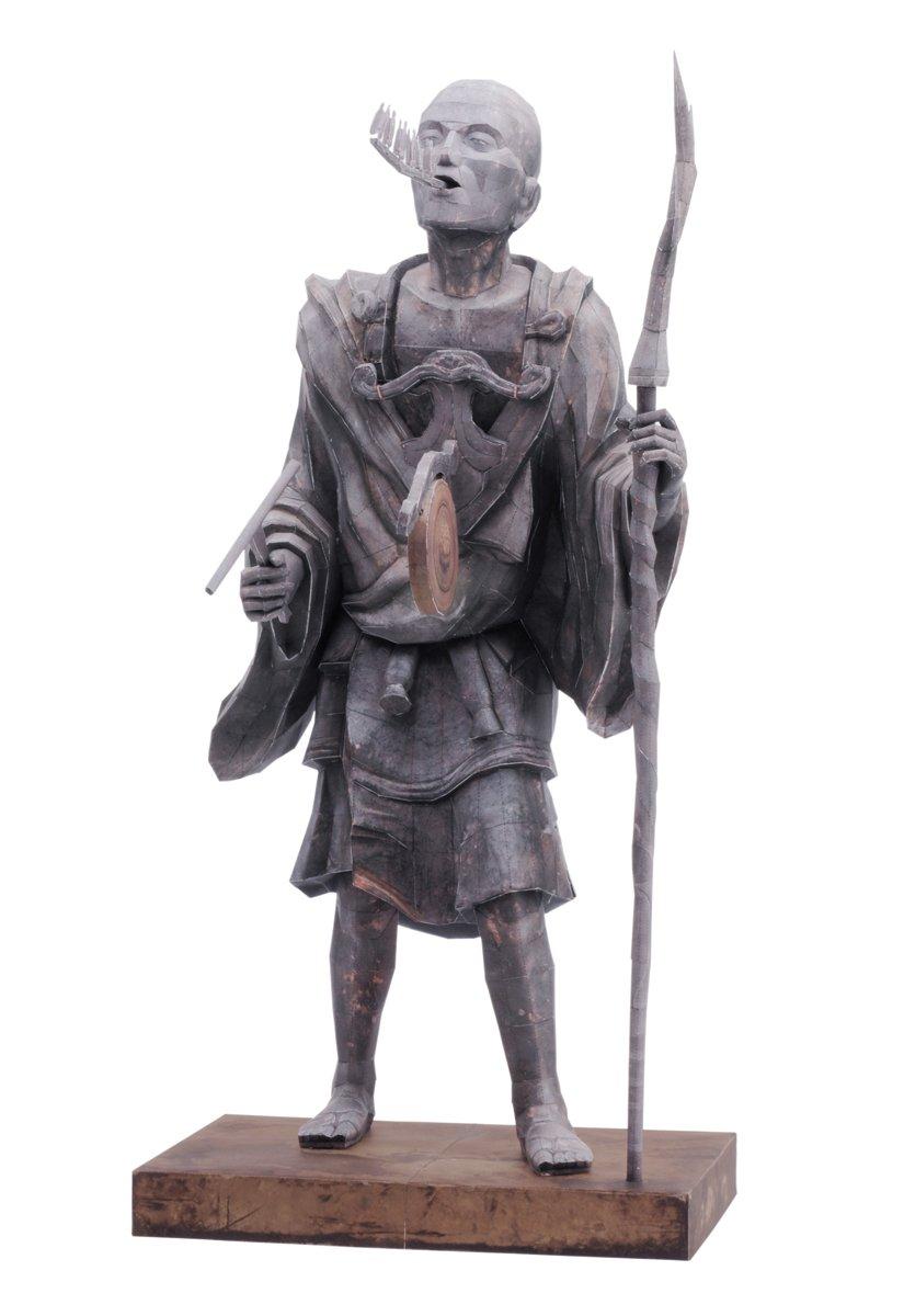 

21st Century Paper Craft Statue of Kuya 03 золотий