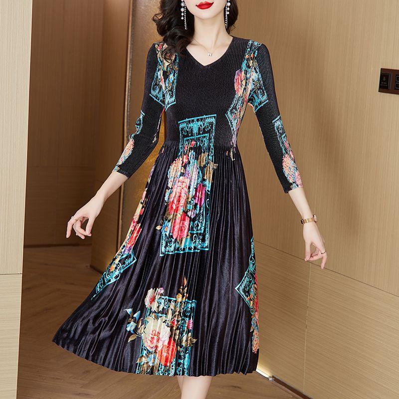 Women s Floral Velvet Plus-Size Dress Slim Fit Long Floral Pleated Dress Autumn/Winter M
