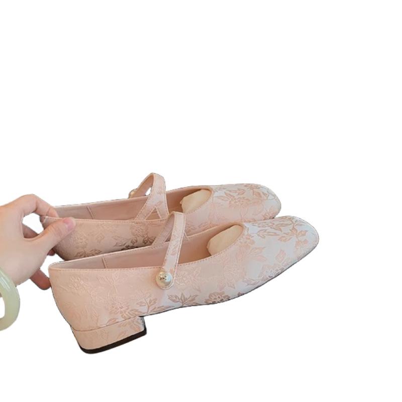Nouvelles Élégantes Chaussures Mary Jane à Talons Bas pour Femmes 2024 Bout Carré Mode Femmes Confortables Talons Épais Chaussures de Fête de Mariage