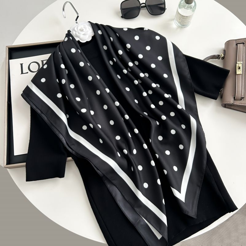 

Печатный буквенный высококачественный искусственный шелк женский твил шелковый декоративный женский шелковый шарф 90cm