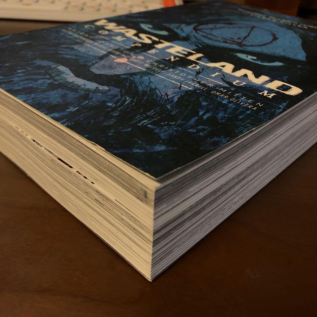 [USED] Wasteland Compendium 2 Antony Johnston