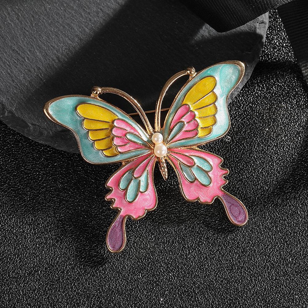 Cute Butterfly Moth Brooches for Women Men Exquisite Insect Pins Jewelry Trendy Accessories Birthday Party Gifts