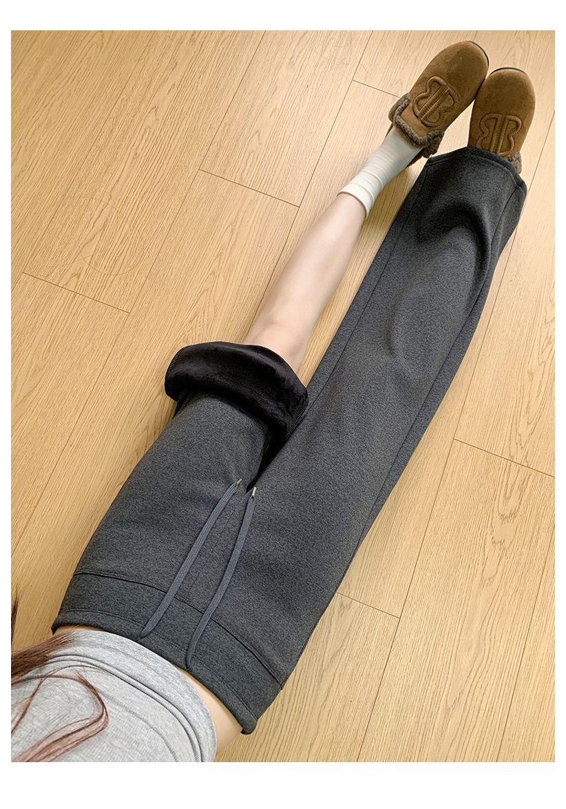 

Introducing the must-have flared trousers for women: new autumn/winter style, slimming, narrow, casual yet versatile for sports. M 49-56 kg