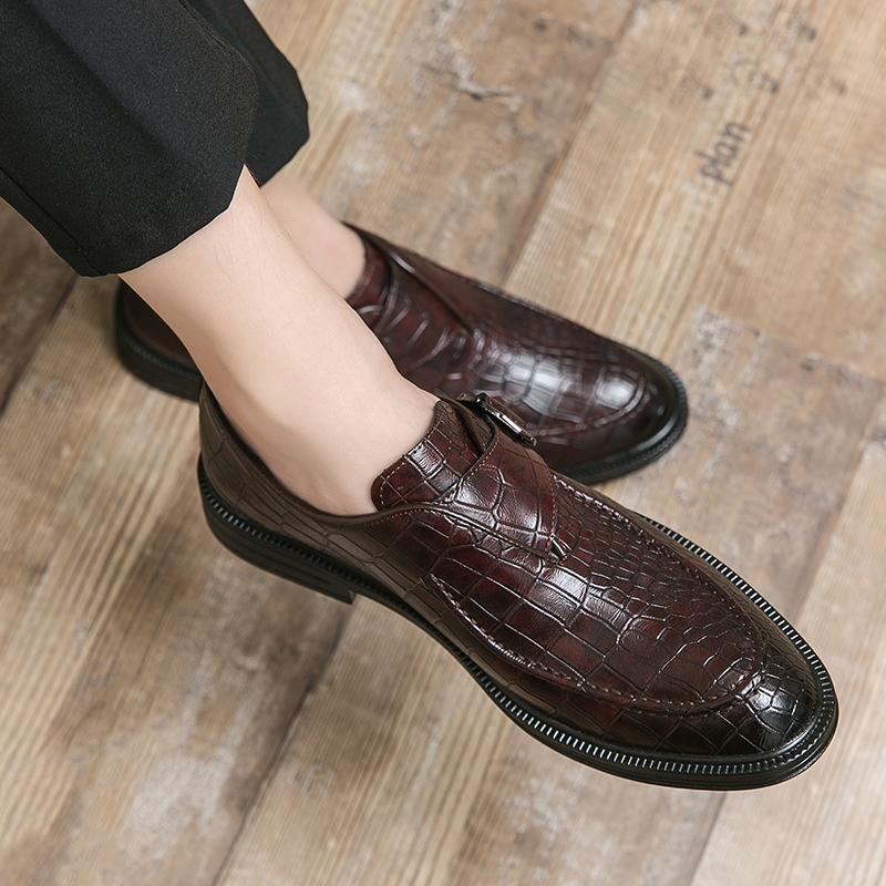 New Business Men Loafers Black and Brown Men Casual Comfortable and Fashionable Pointed-toe Shoes Social Shoes Sizes 38-46