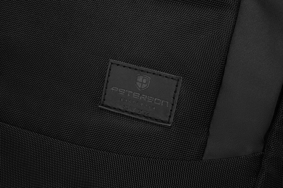 Schwarzer Sportrucksack im Roll-Top-Stil mit verstellbaren Trägern - Peterson